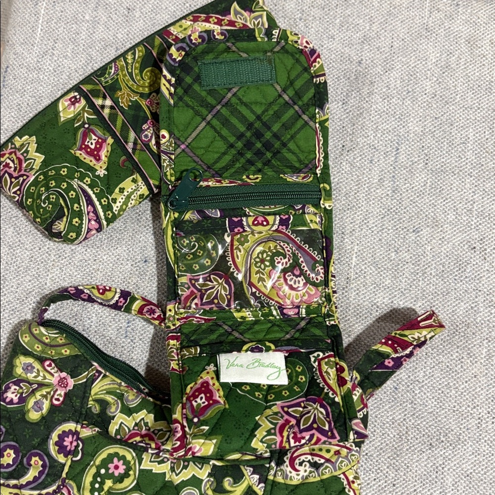 Vera Bradley Green Paisley Quilted Bag Set - Picture 6 of 6